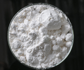 Benzeneacetic acid